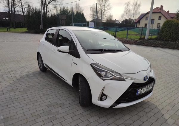 Toyota Yaris cena 53900 przebieg: 35000, rok produkcji 2018 z Biała małe 106